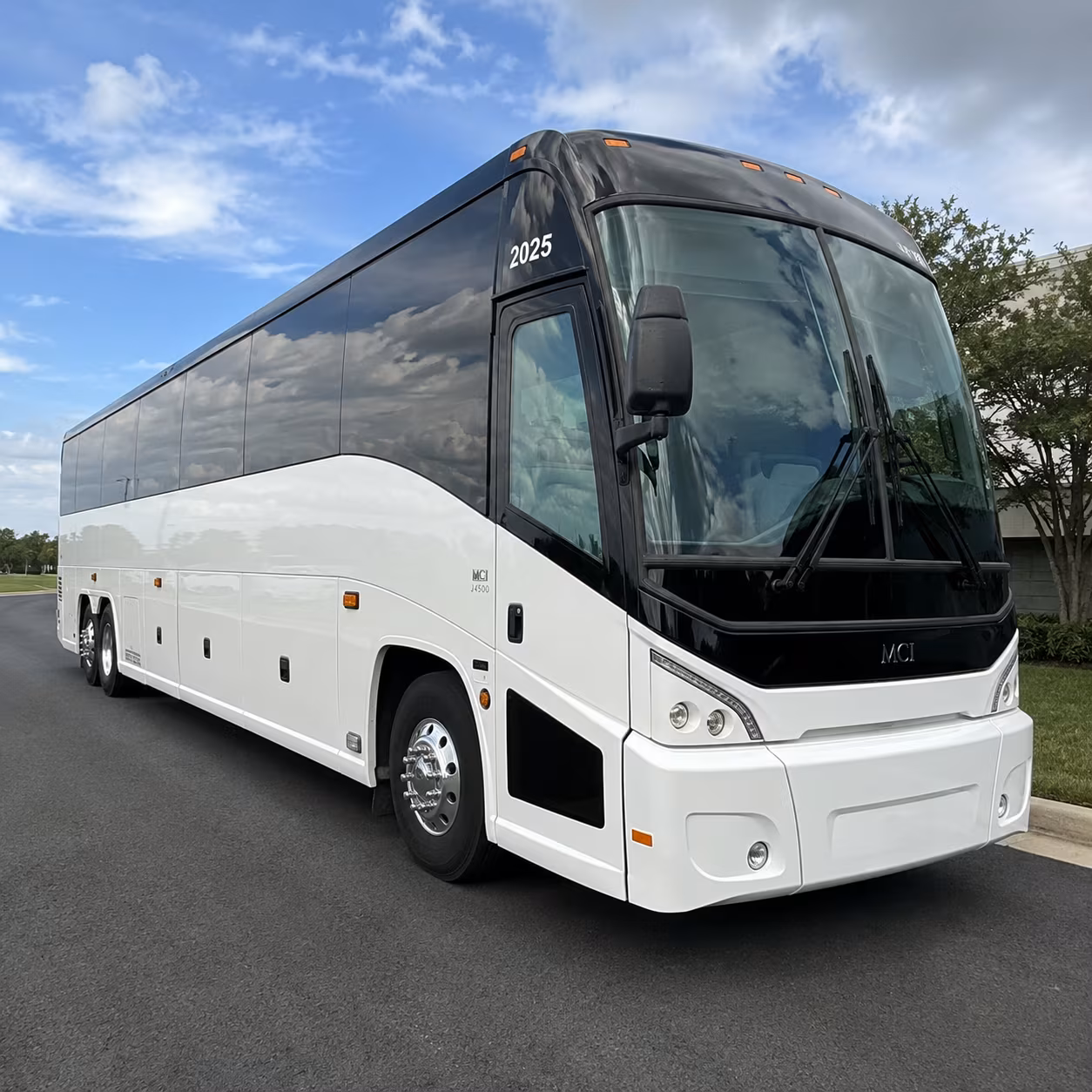 concert sporting event shuttle buses from royal oak