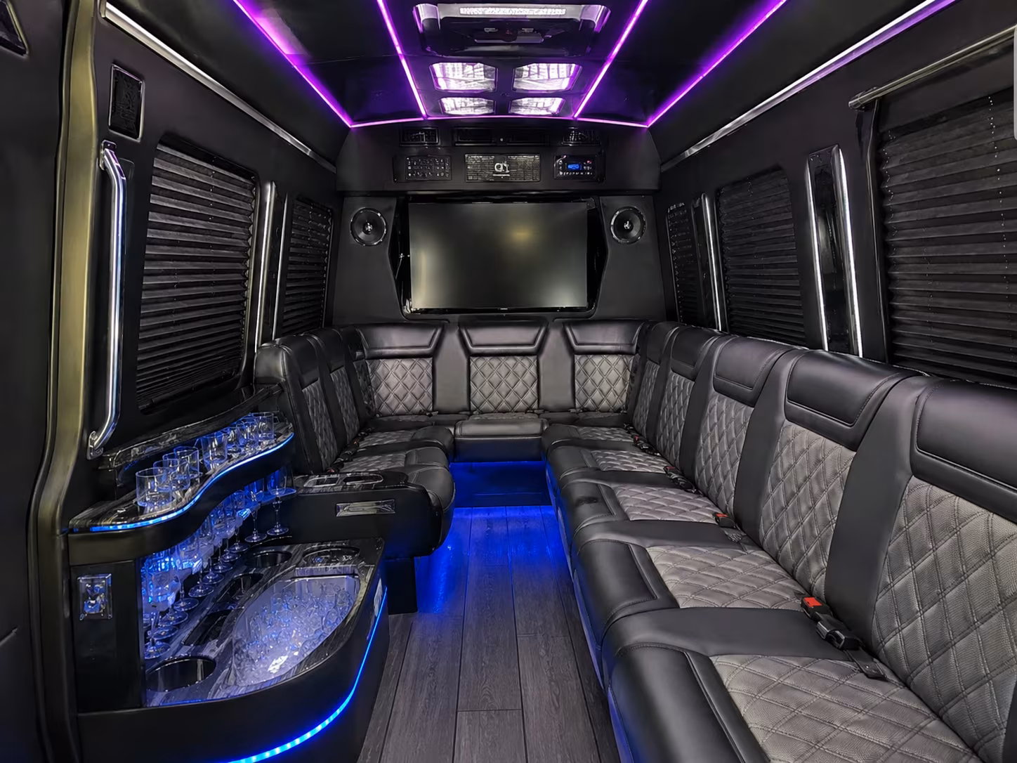 corporate event transportation along royal oak s washington avenue dining and entertainment district