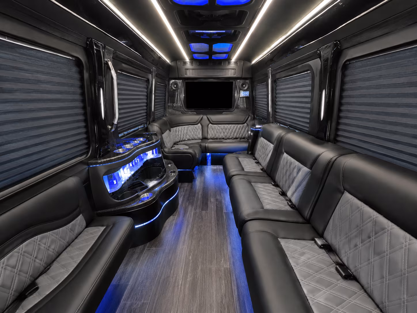 royal oak 40 passenger party bus